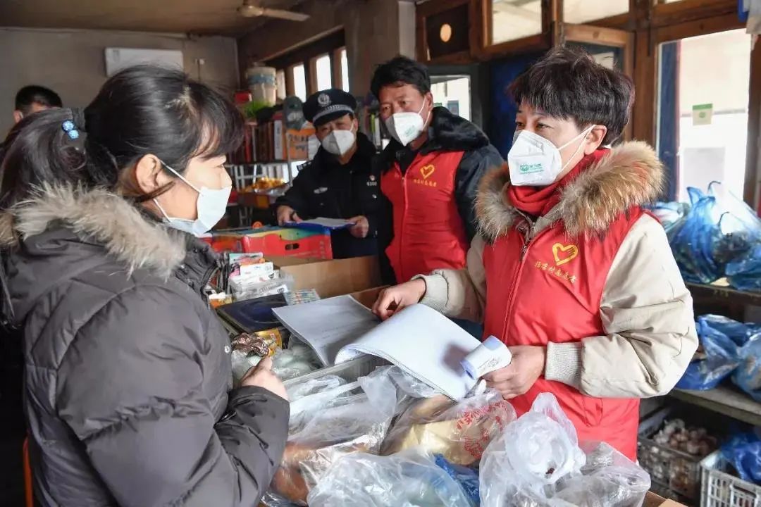 武汉这几天的感人瞬间图片,武汉这几天的感人瞬间