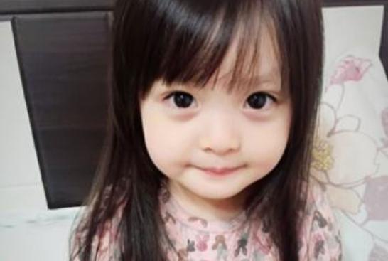 女儿长得相当漂亮怎么办,4岁女儿太漂亮