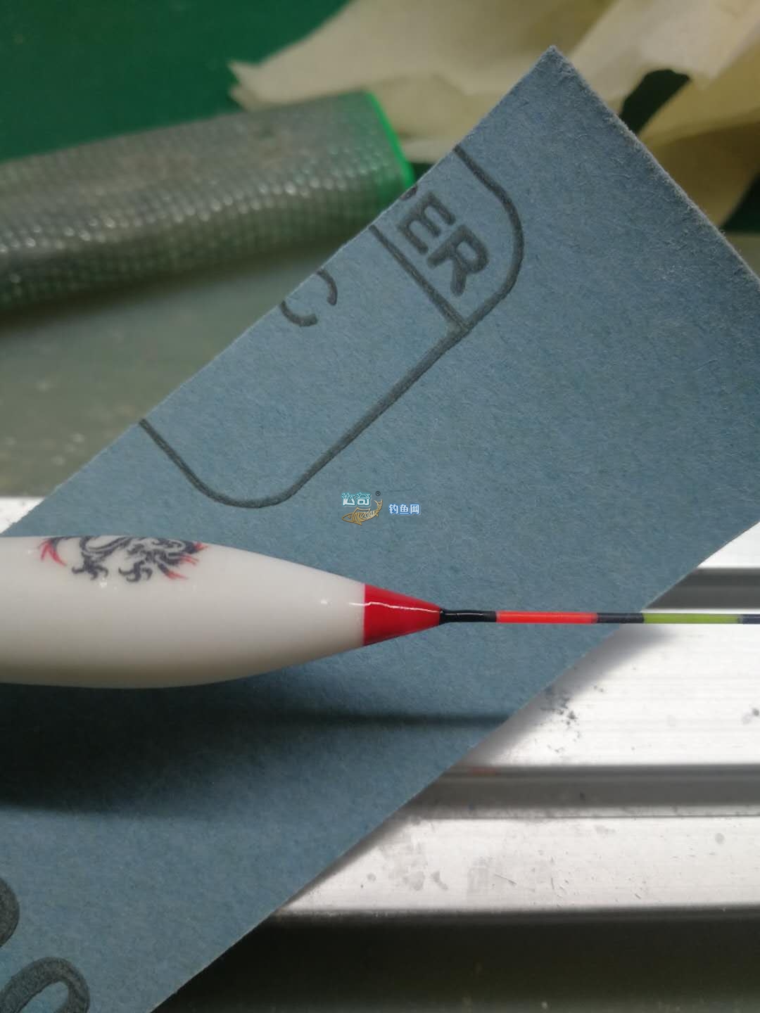 纳米浮漂漂身开裂修复视频,孔雀与浮漂开裂怎么处理