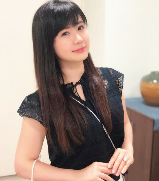 福原爱接受聘书,福原爱找到新工作