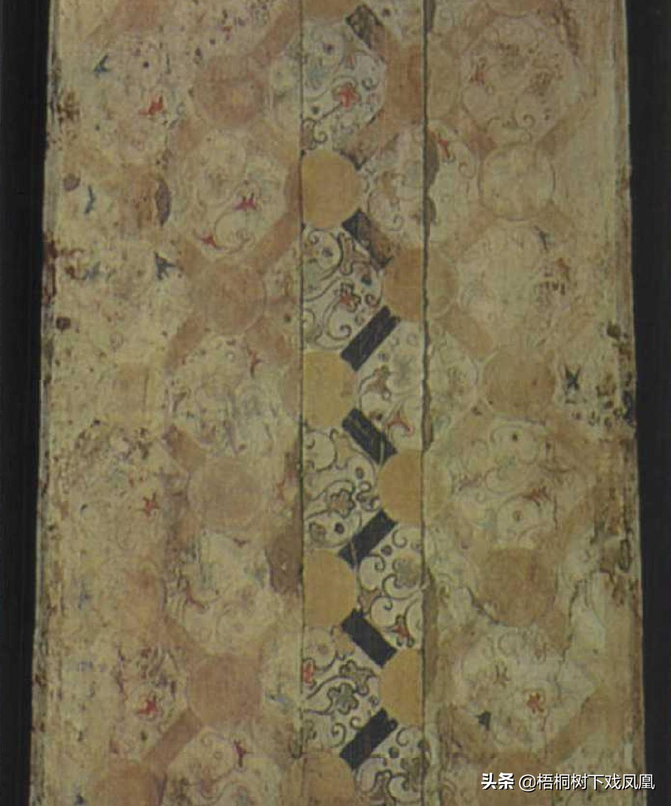 古墓现真容或为贵族墓,考古身高超高的尸骨