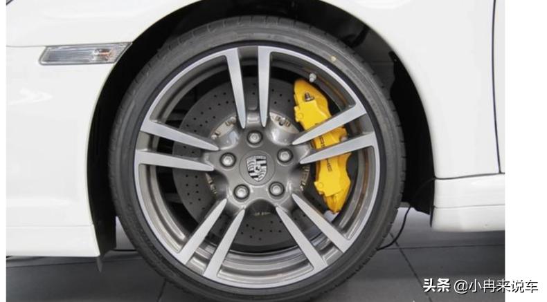 汽车更换刹车片要注意什么,多久换汽车刹车片的详细步骤