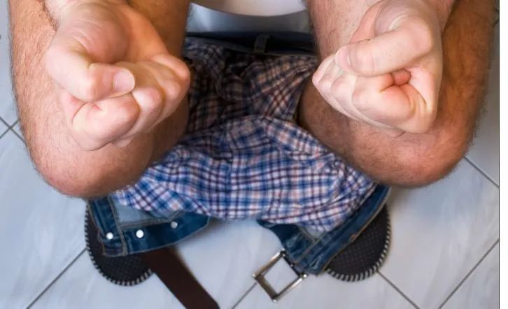 经常便秘别老靠泻药,治便秘不要乱用泻药