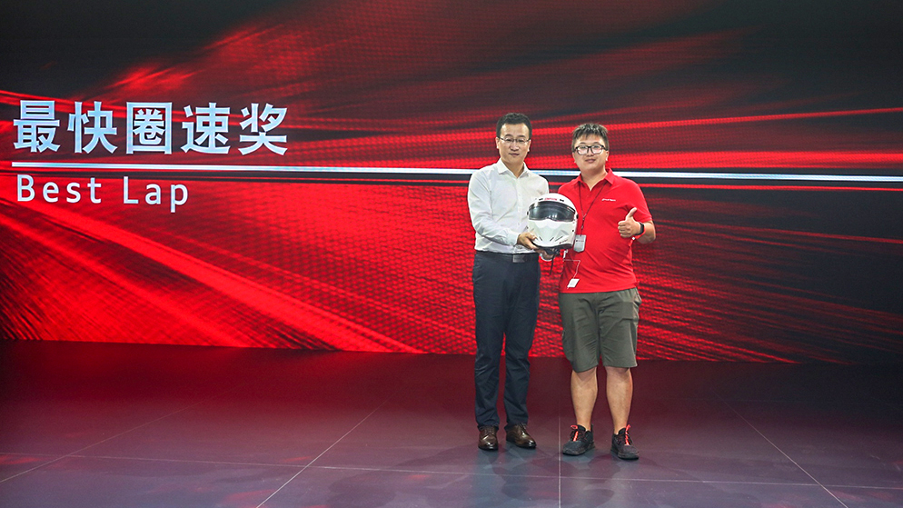 奥迪≠推头王！四驱或许真的挺香