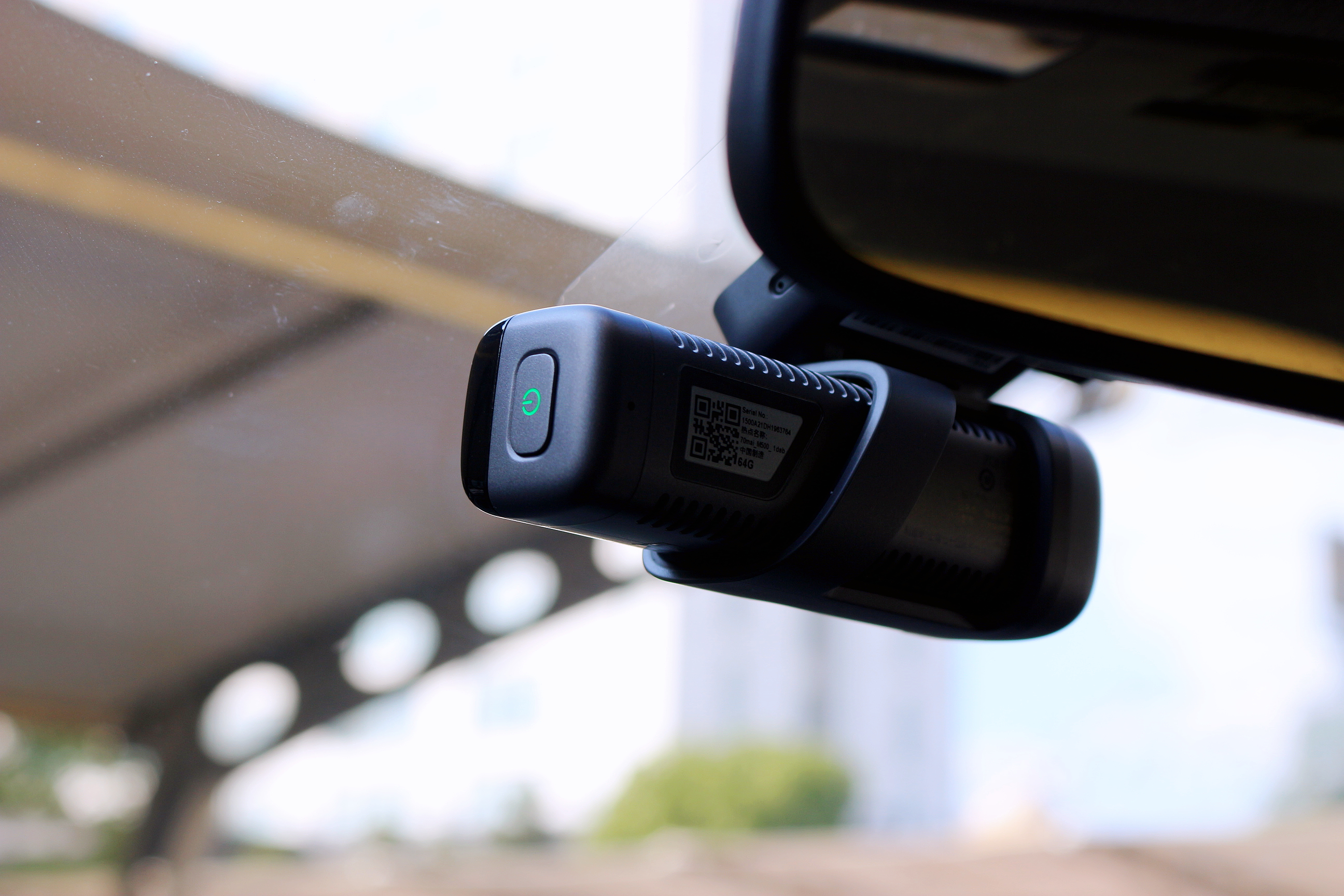 ADAS+云*子狗电**加持,养成开车好习惯—70迈智能行车记录仪M500