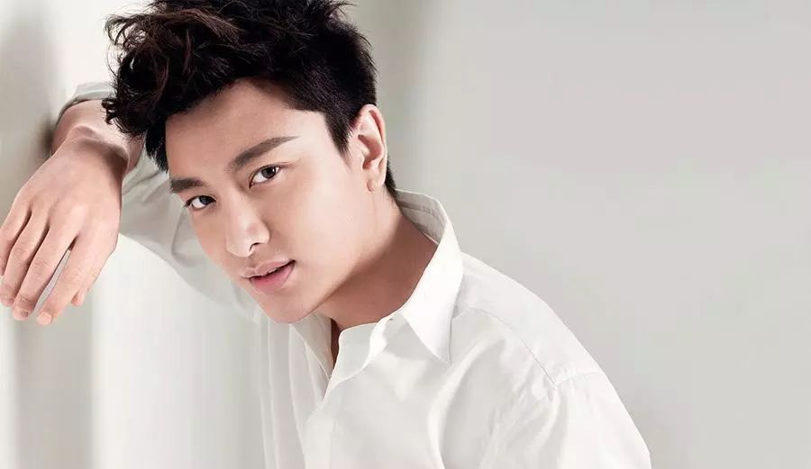 岳云鹏贾乃亮足疗完整版,岳云鹏贾乃亮洗脚