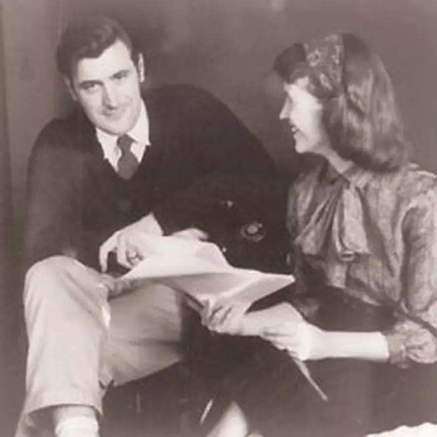 蜜蜂弱小蜂群如何快速发展,弱小的蜜蜂