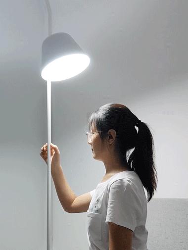 绫冲椋炲埄娴﹀拰灏忕背yeelight鍙扮伅,椋炲埄娴﹀拰yeelight鏅鸿兘鐏场