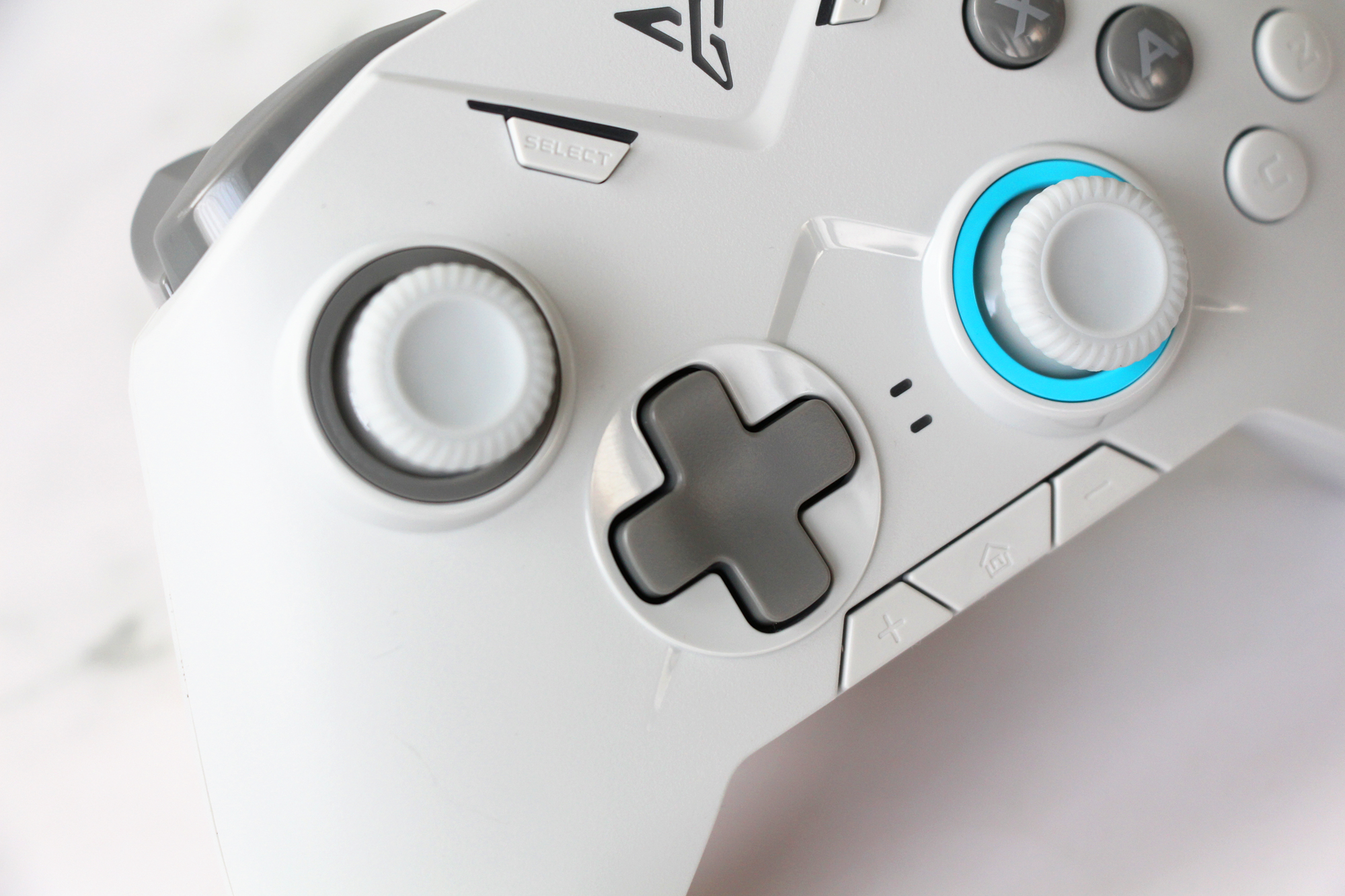 飞智黑武士2游戏手柄,飞智黑武士2手柄可以玩什么游戏