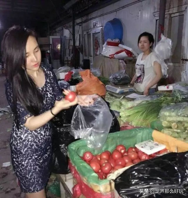 大着肚子买菜的干露露被人拍到，这些年，“干露露”们去哪了