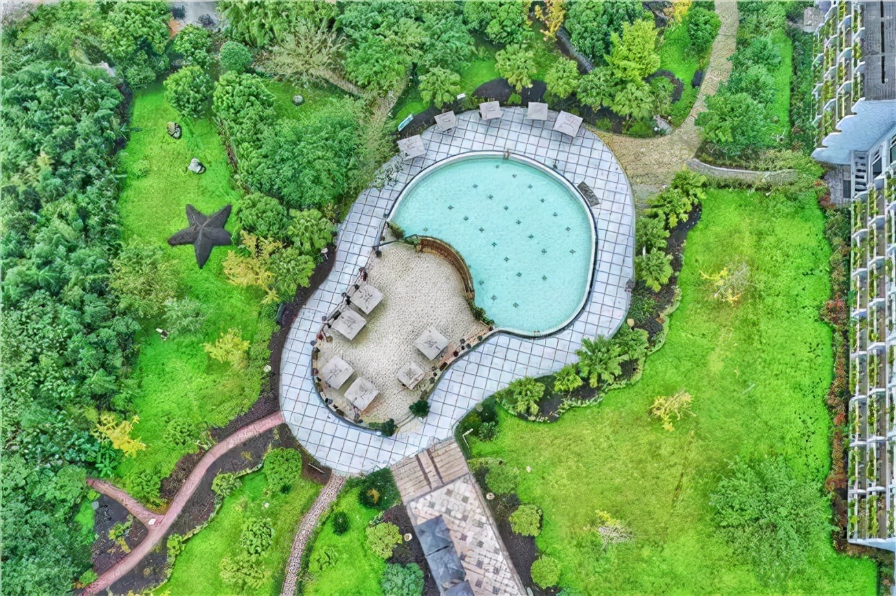 四川夏季适合泡天然温泉的地方,四川春节泡温泉推荐