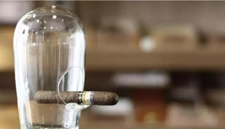 情人节送男生礼物指南,情人节前一天送礼好吗