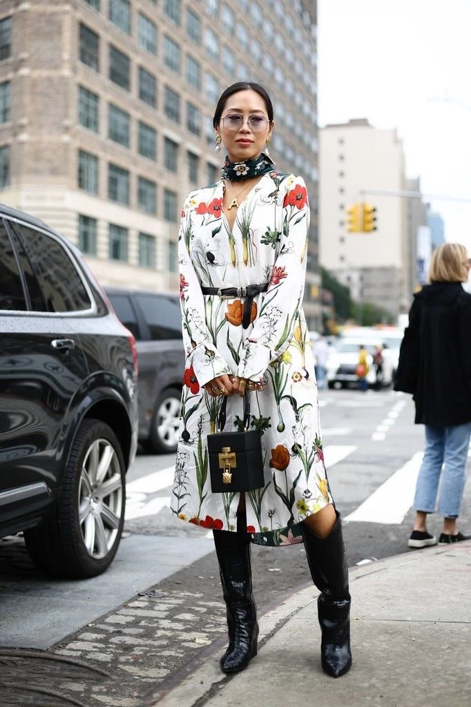 倪妮同款丝巾,赵薇钟爱精简风搭配