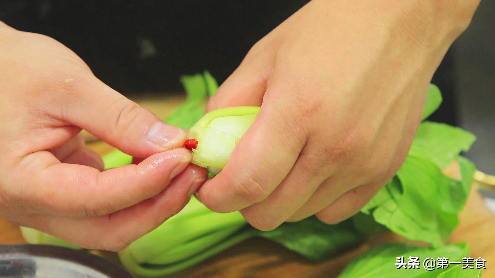 补钙的食物除了红枣还有哪些,海参跟什么一起吃补钙