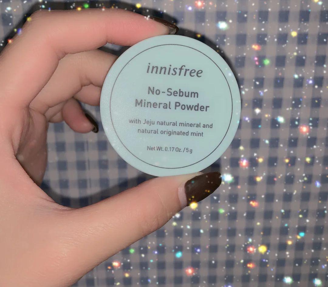 网红爆款细腻控油散粉,黛珂散粉和花西子散粉哪个好用