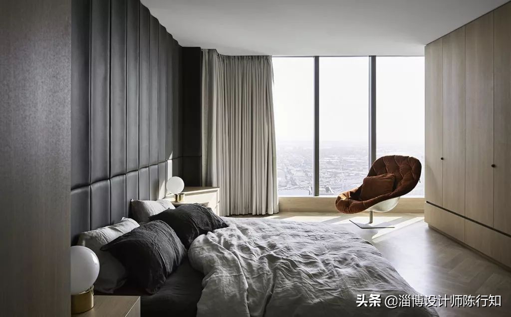 现代简约轻奢浅灰,轻奢和现代简约黑白灰的特点