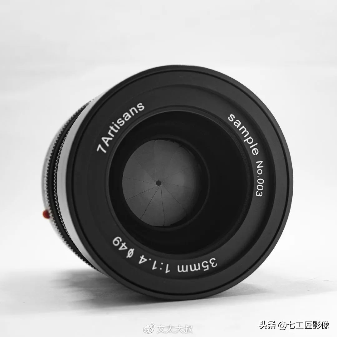 永诺50mmf1.8和七工匠35mmf1.4,七工匠人文镜头