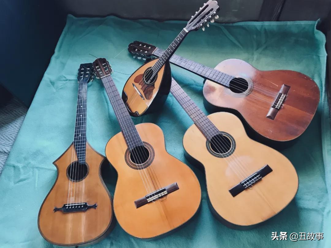 青春期我与父亲水火不容，砸烂他心爱的老吉他，这件事影响我一生