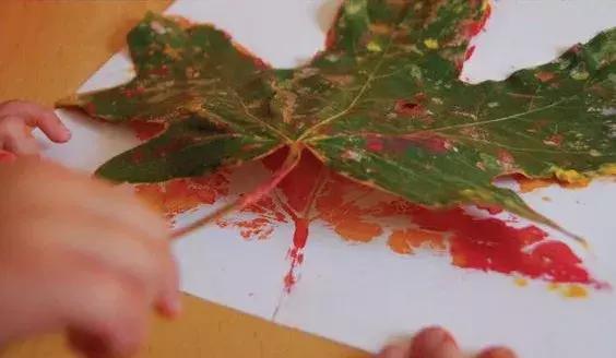 女孩学素描有前途吗,学国画和素描哪个更有前途