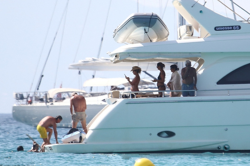 归化外援里皮近况,国足归化球员名单简介