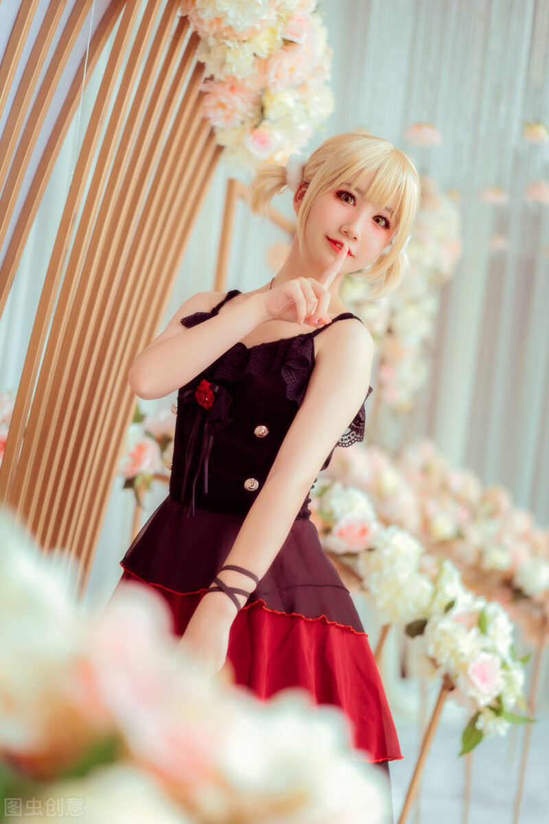 胸大穿什么胸罩可以显胸小,胸大穿什么显小胸