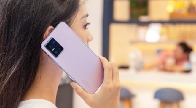 七夕节送女友什么手机合适,送女友二三千手机有哪款合适