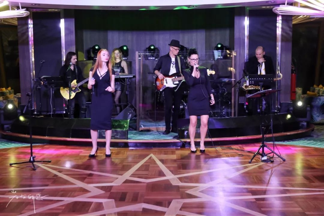 带父母豪华游轮环球旅行,带着父母们出游