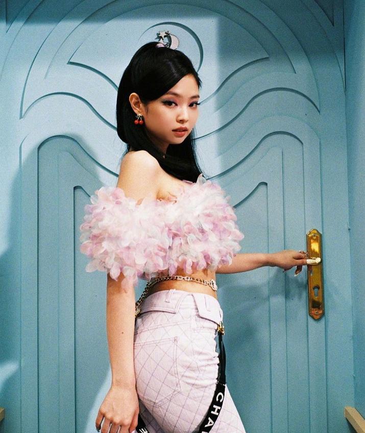 网纱连衣裙jennie,jennie连衣裙ins图