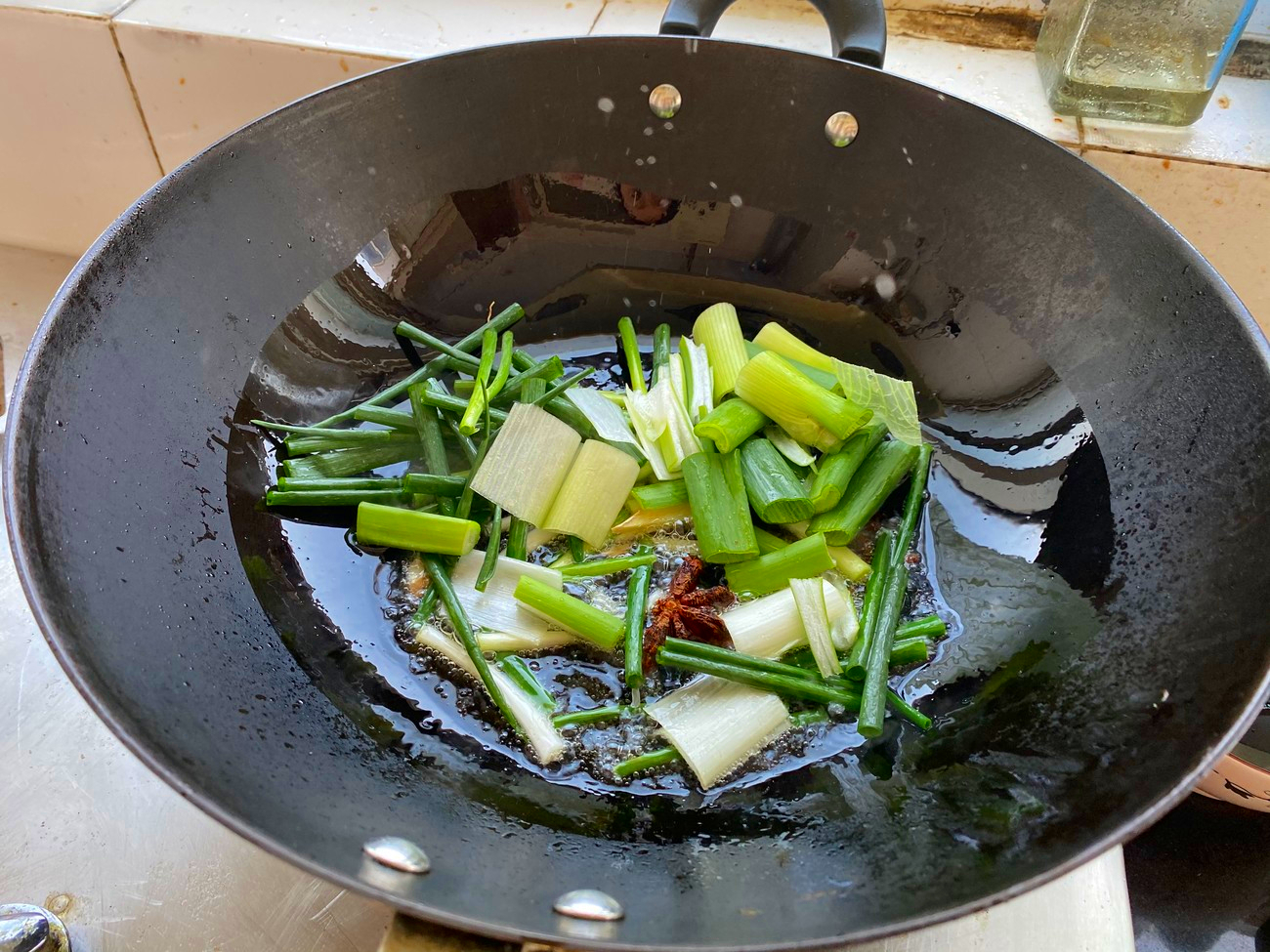 万能酱料卷饼熬制配方商用,自制万能下饭酱的做法