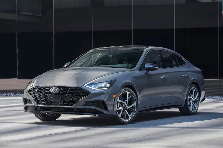 汉兰达跟高尔夫怎么选,汉兰达对比高尔夫哪个更值得买