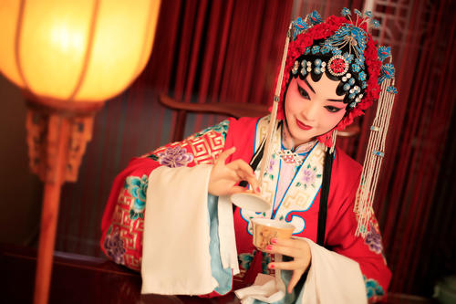 中国戏曲服饰的起源和形成,中国戏曲鞋子