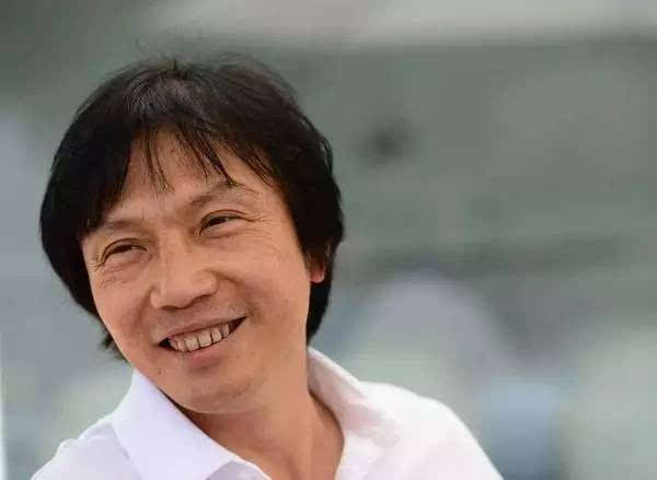 穷小子靠3万元起家回家创业,穷小子3万元创业现身价超400亿