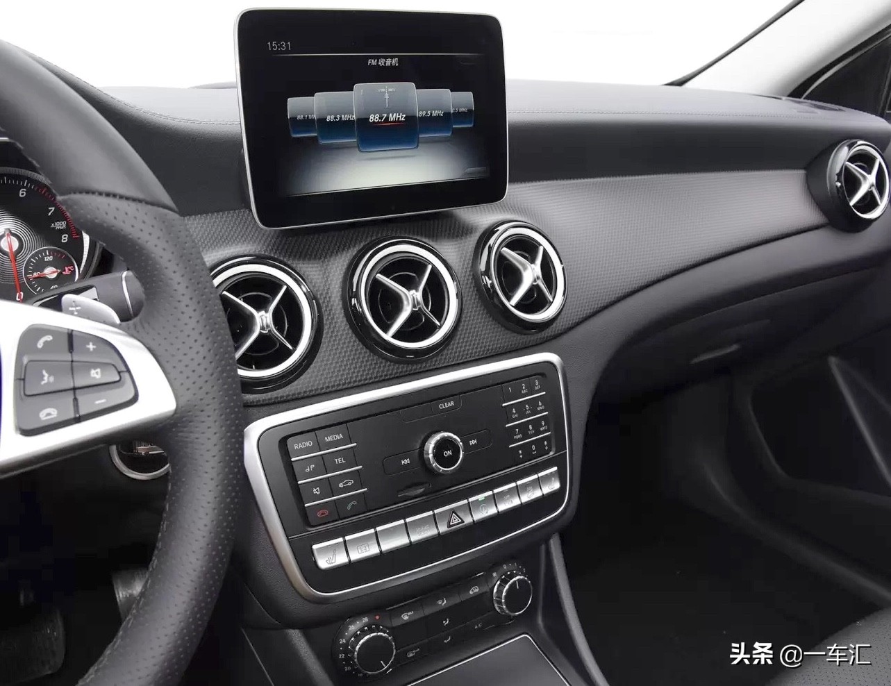 奔驰gla和宝马x2奥迪q2哪个好,奔驰gla200奥迪q3宝马x2