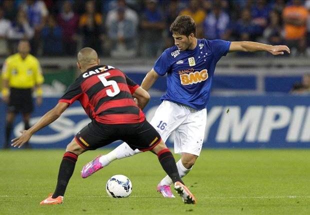 阿隆索长传皮尔洛,阿隆索谈皇马完整视频