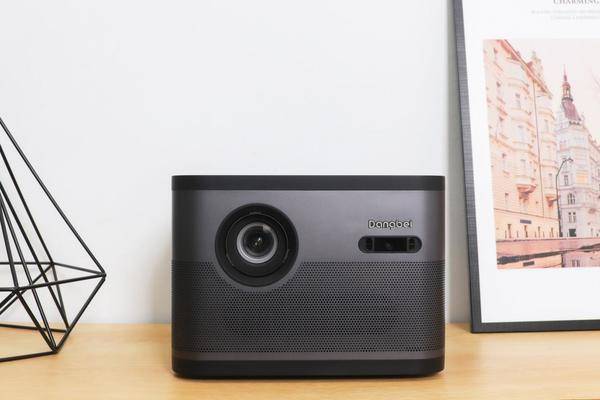 东京奥运会跑道投影,投影仪看奥运会