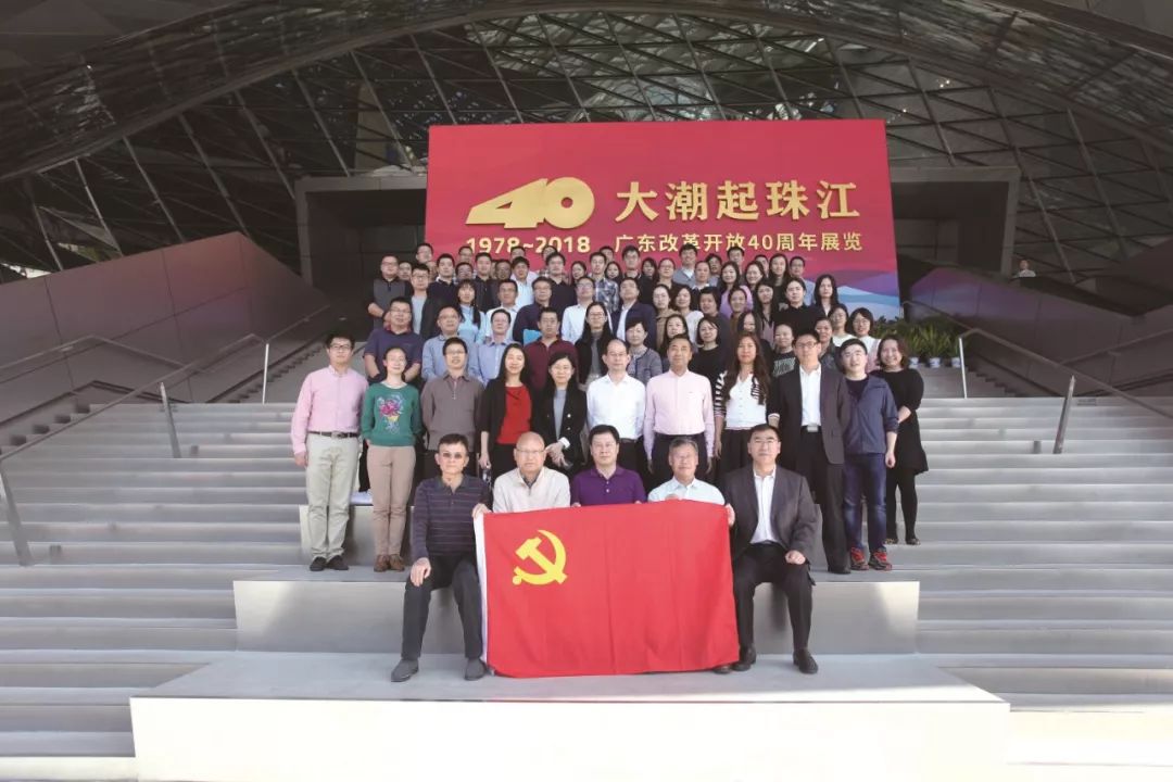 为民服务永远在路上图片,为民服务永远在路上标题