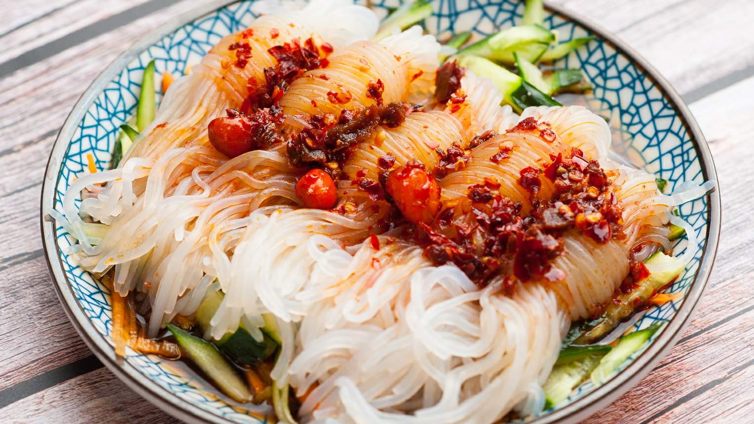 低脂美味的凉拌魔芋丝巨简单,酸辣脆爽的魔芋丝