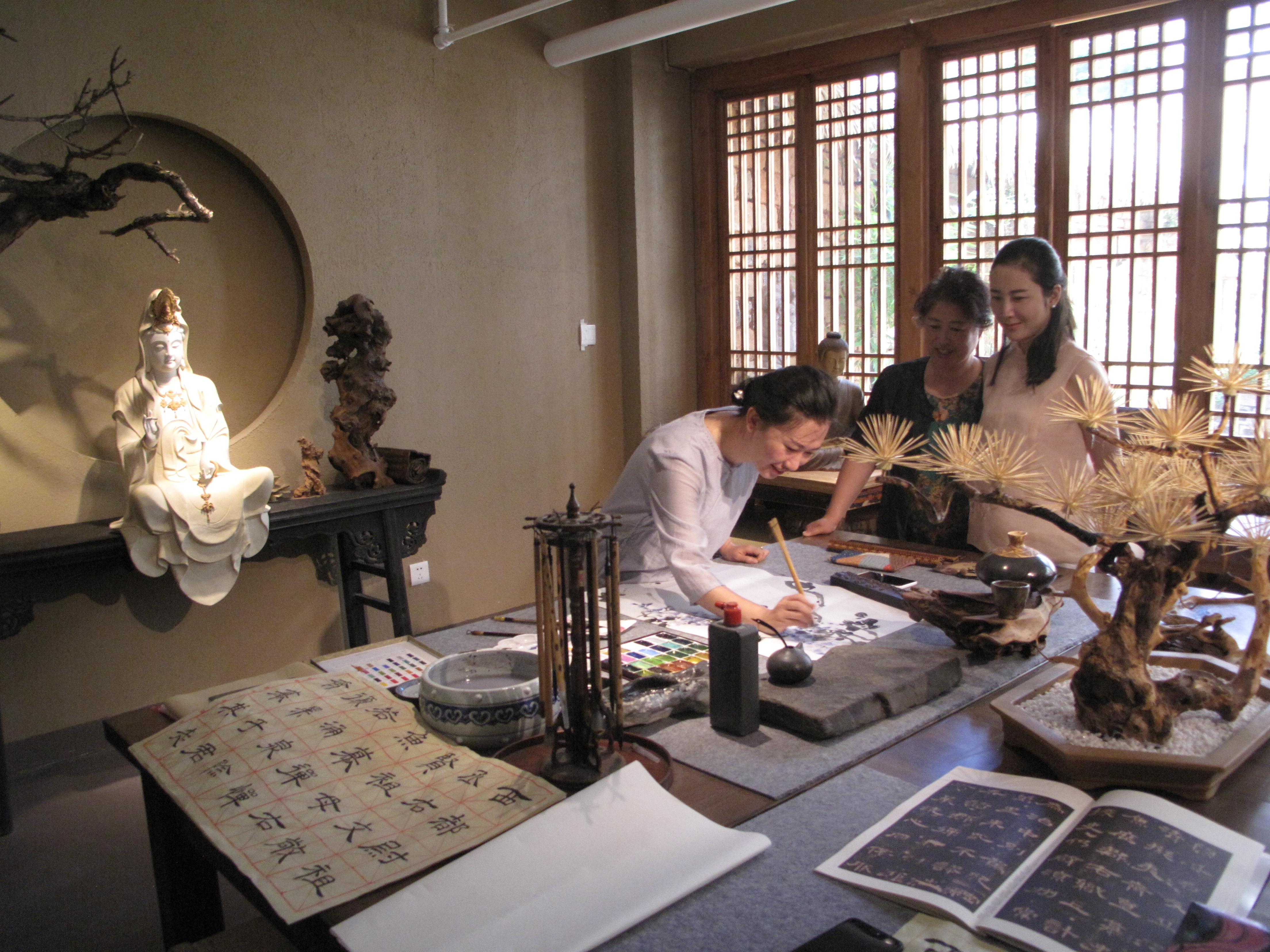 云南艺术家园露台,云南艺术家园民宿