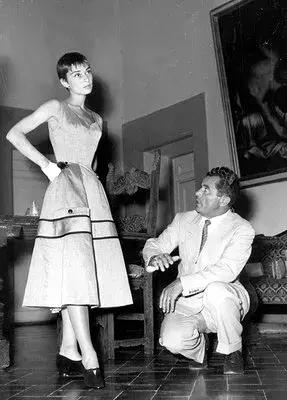 100块的高跟鞋原价1000,一百多的高跟鞋和1000多的高跟鞋