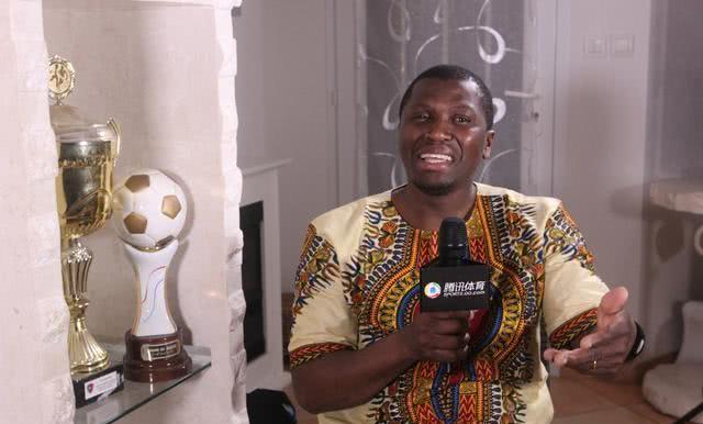 愿上苍保佑那些吃饱了饭的韦世豪们