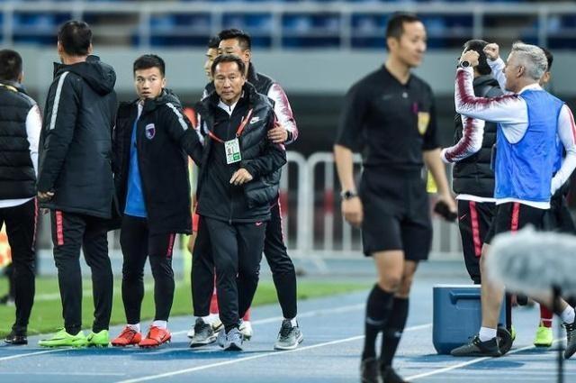 天津天海主教练朴忠均,沈祥福临场视频完整版