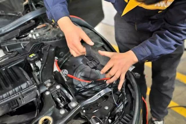 最强led灯珠改大灯,改装不求人