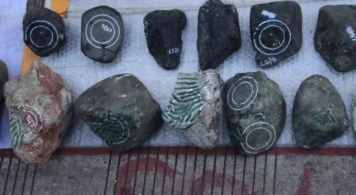 赌博是违法的请远离赌博,合法的三大赌博