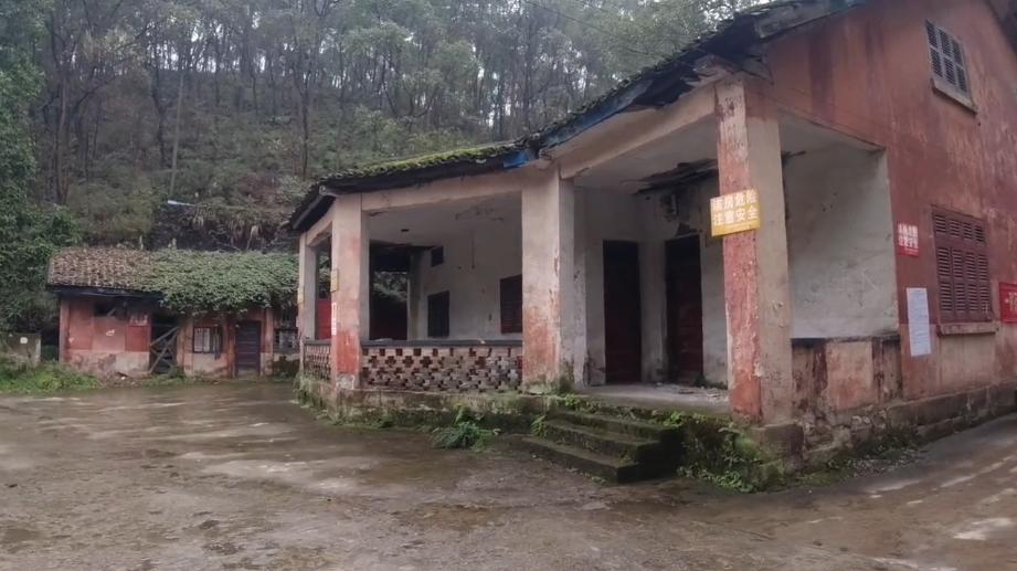 巴南废弃的房子,巴南区破旧老院落