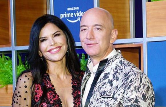 亚洲首富砸20亿为妻子造豪宅,世界首富携新欢现身