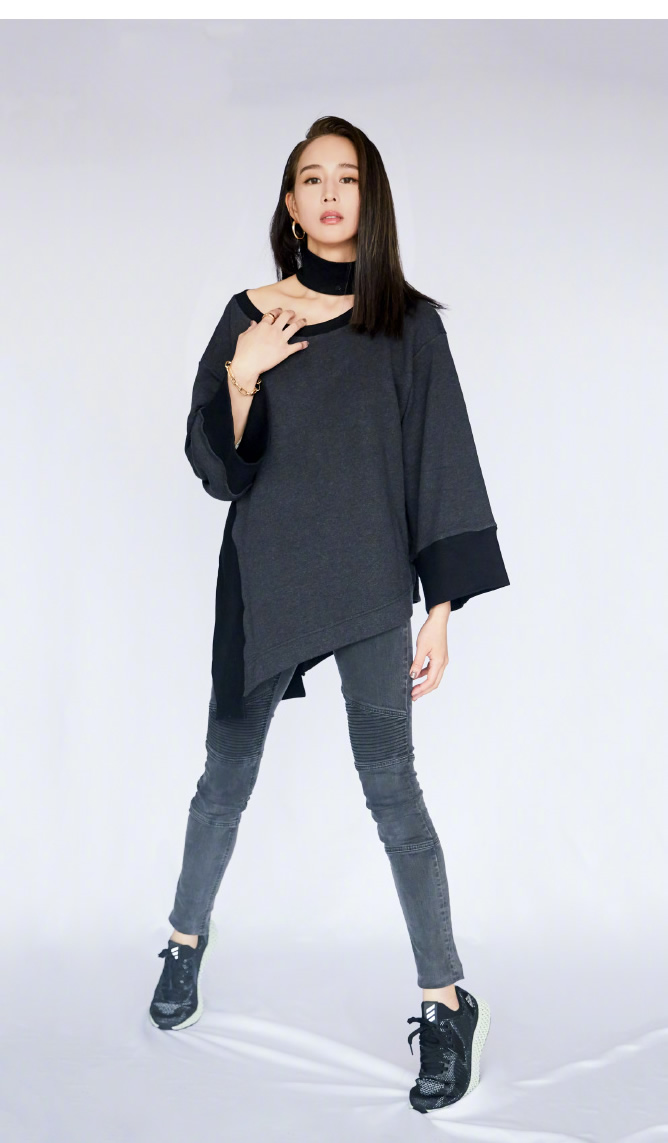 寮犻挧鐢┘鑹插ぇ琛i厤榛戣壊鎷栧湴瑁ゅ瓙,寮犻挧鐢殑鐨。绌挎惌骞茬粌鍙堟樉姘斿満