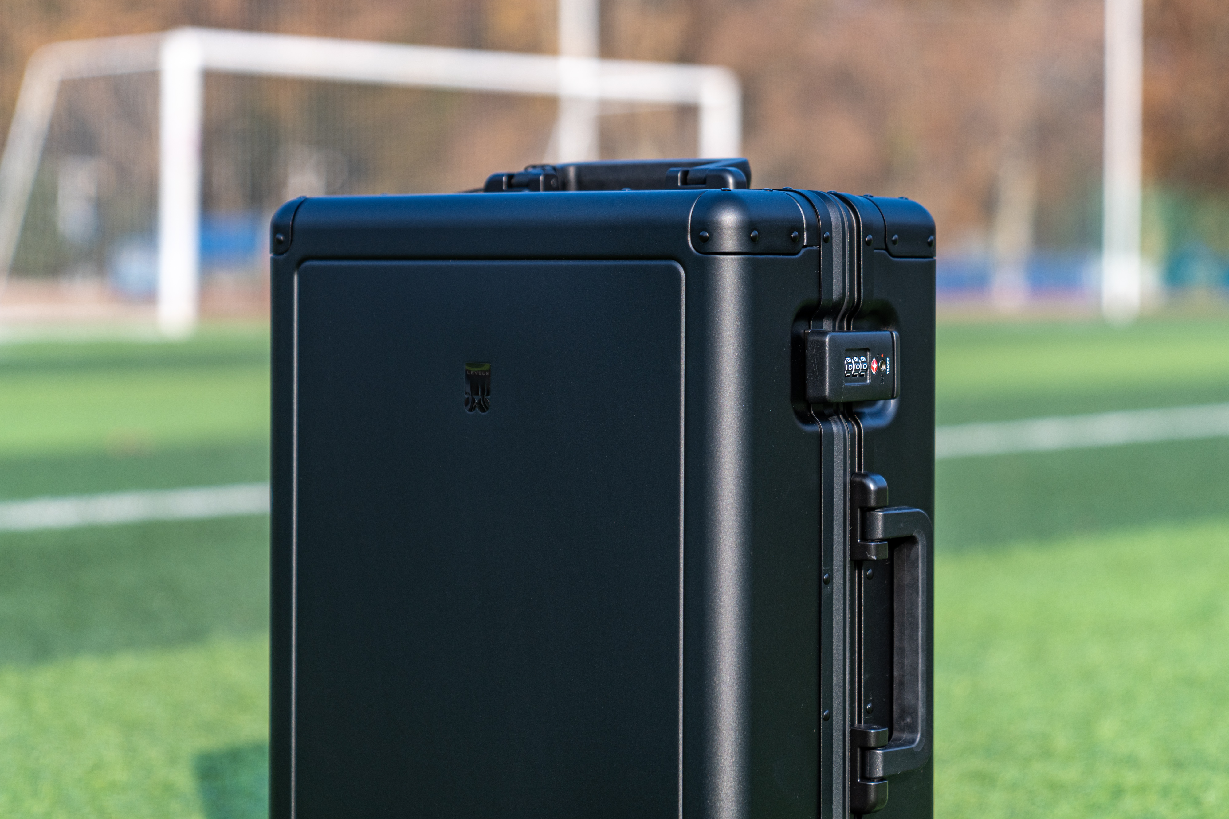 地平线8号铝镁合金旅行箱测评,行李箱推荐地平线八号