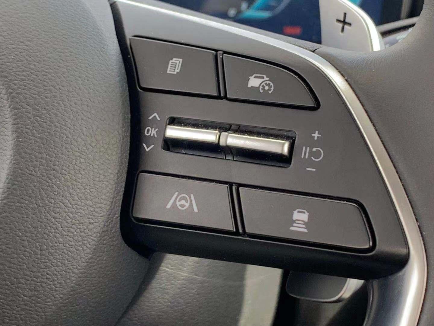 第五代途胜l与狮铂拓界对比,第五代途胜l售价17-21万