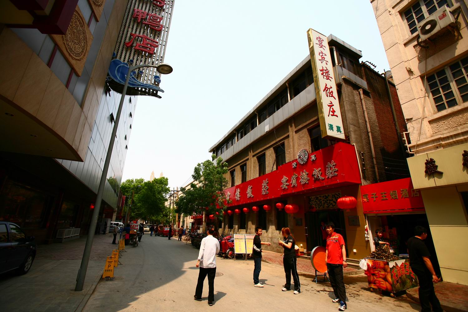 劝业场胡同,劝业场泰隆路