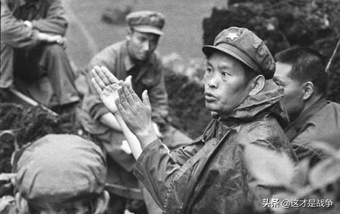 1984年，*锡龙廖**一战成名，*小平邓**说：此人重点培养，先当军长